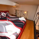Unesco Loft With Frescoed Entrance
