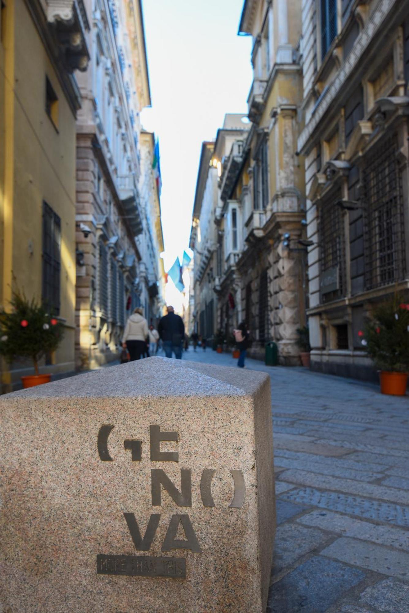 Unesco Loft With Frescoed Entrance Apartment Genoa