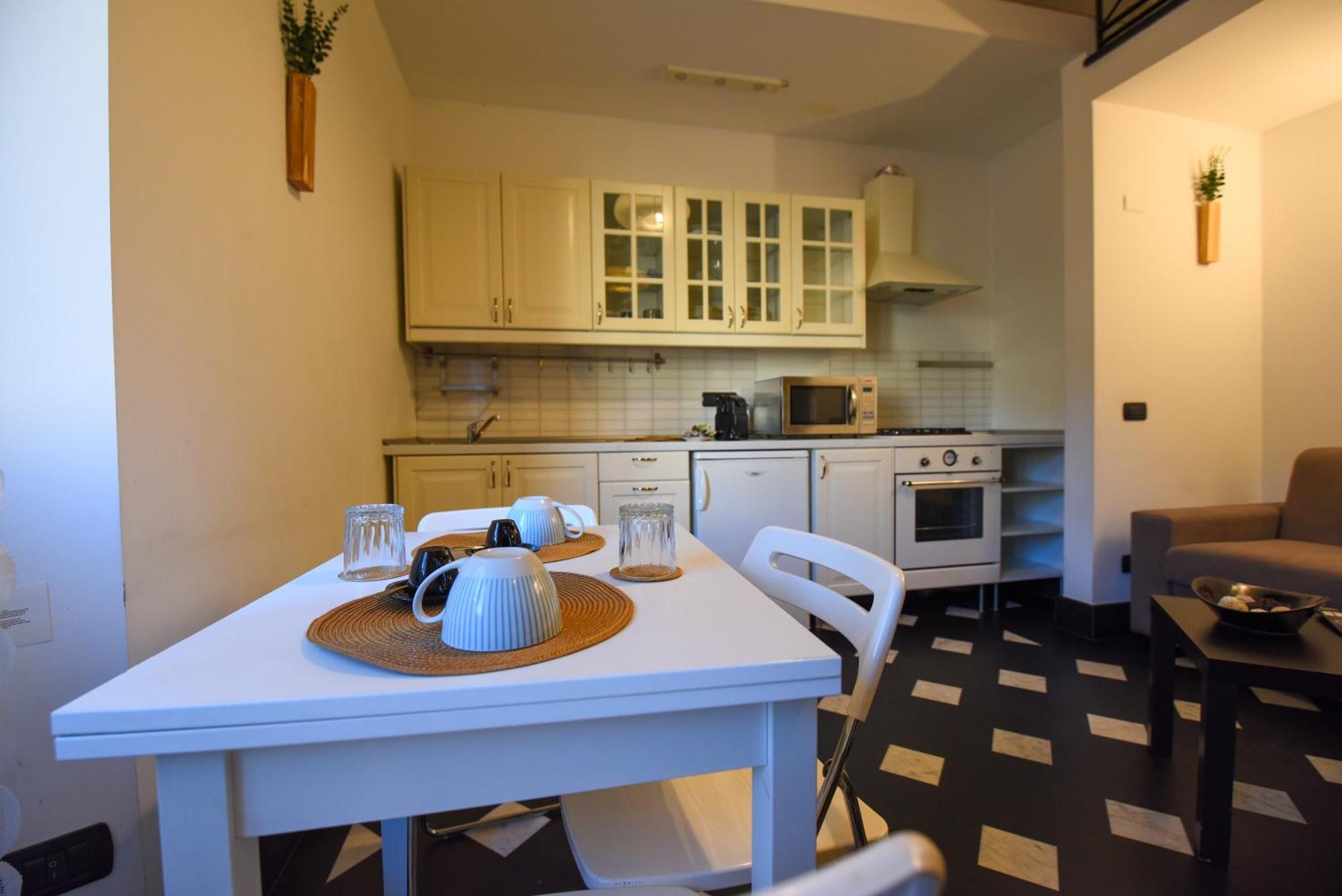 Unesco Loft With Frescoed Entrance * Génova